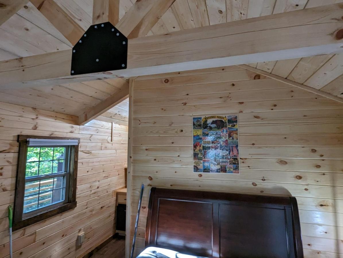 Cabin #6 With Hot Tub Deck And Sunset View At Loblolly Pines Eureka Springs Ngoại thất bức ảnh